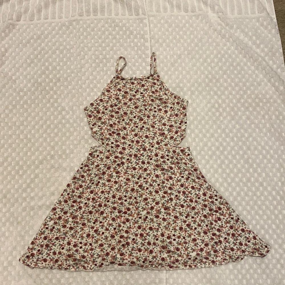 Floral mini dress with cutouts